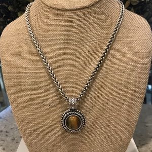 Premier Designs Necklace with Pendant